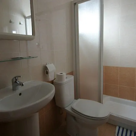 埃尔波蒂略膳食公寓 3*