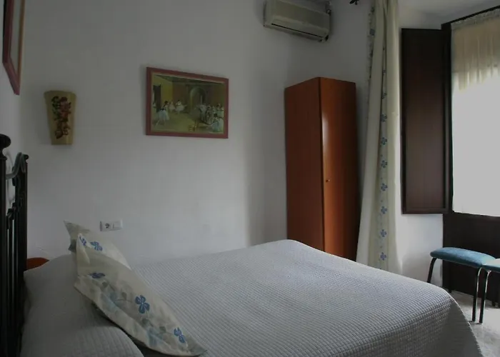 Konukevi El Portillo 3*